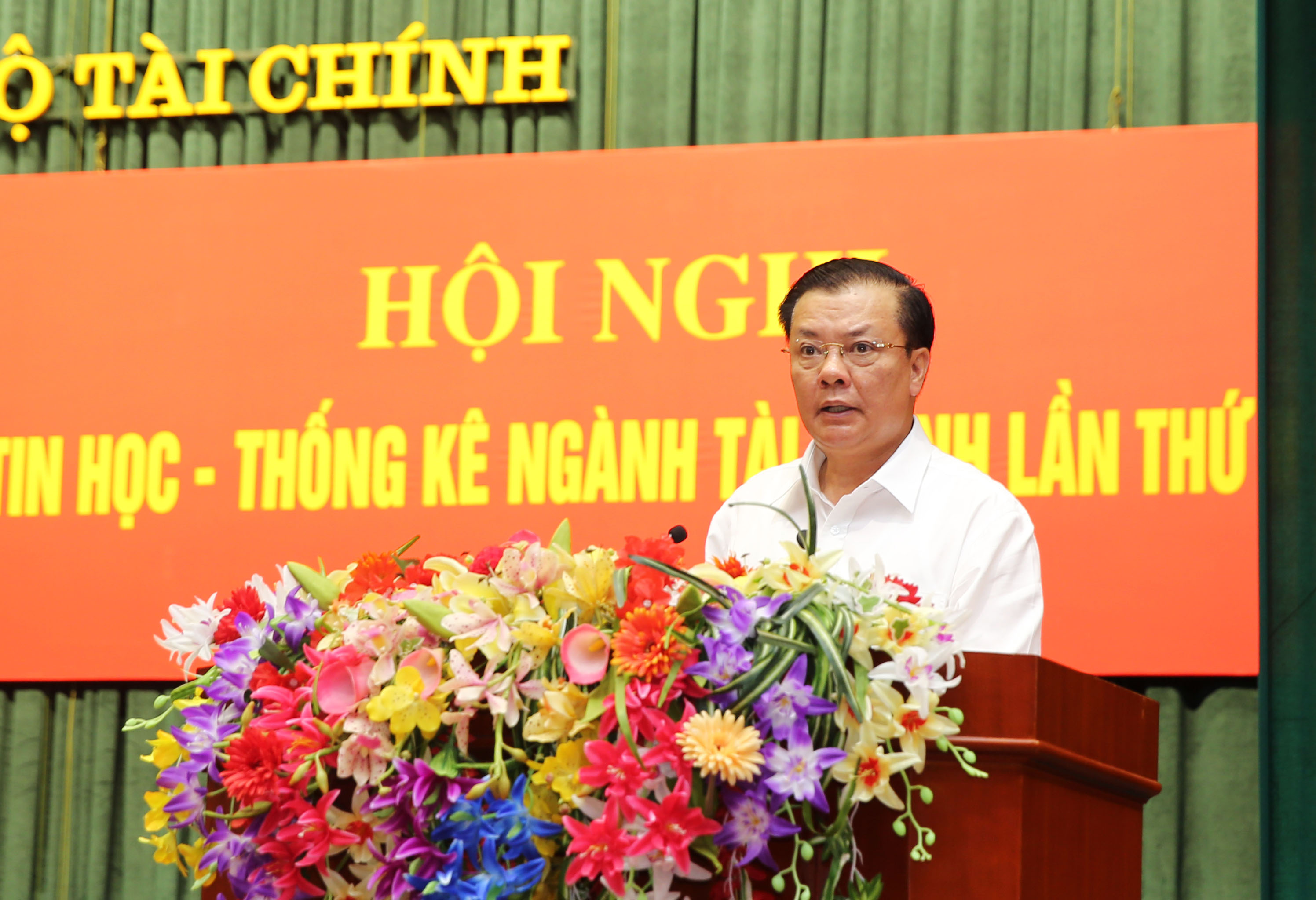 Ứng dụng công nghệ thông tin Hải quan góp phần vào thành công của lĩnh vực Tin học - Thống kê Tài chính